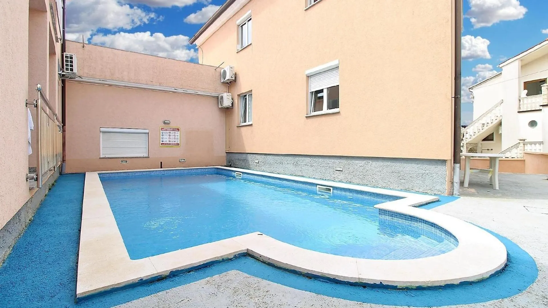 Apartment Ferienwohnung Fuer 5 Personen Ca 76 Qm In Peroj, Istrien Istrische Riviera
